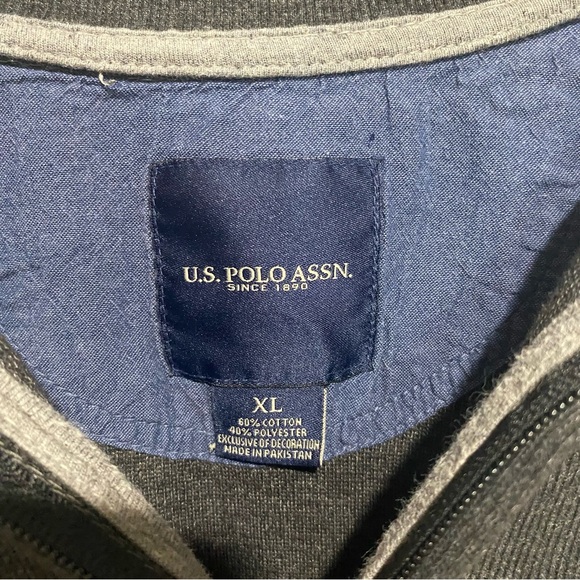 U.S.‎ Polo Assn. Men's Gray Half Zip Up Sweater with Ribbed Cuffs Size XL - Picture 4 of 13